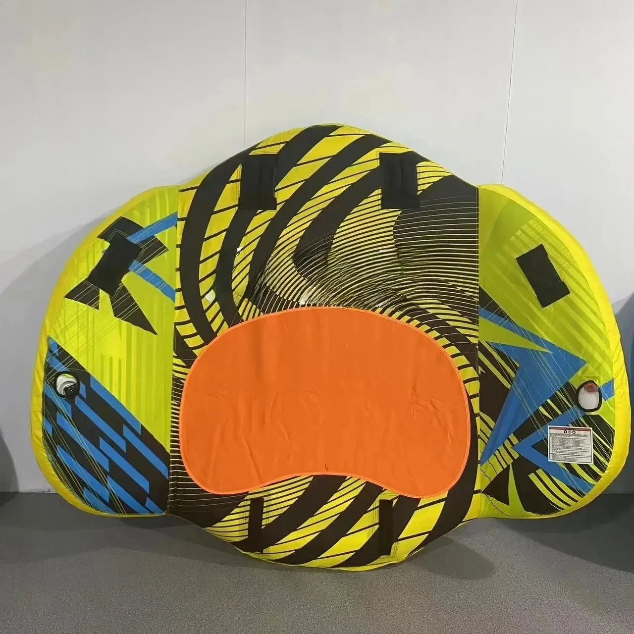 Tube remorquable de paquet de corde d'anneau amusant pourTube remorquable gonflable sports nautiques bateau 2 person PVC Inflata
Tube remorquable de paquet de corde d'anneau amusant pourTube remorquable gonflable sports nautiques bateau 2 person PVC Inflata