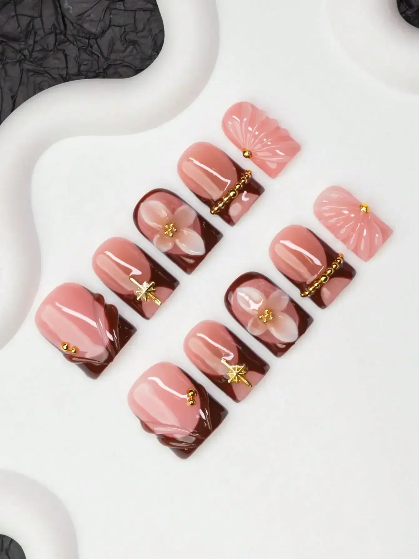10pcs Square Shaped Handmade Nail Tips, Y2K Baddie Style, Nude & Brown Color Nails With French Tips, Carved Flowers, Stars
10pcs Square Shaped Handmade Nail Tips, Y2K Baddie Style, Nude & Brown Color Nails With French Tips, Carved Flowers, Stars