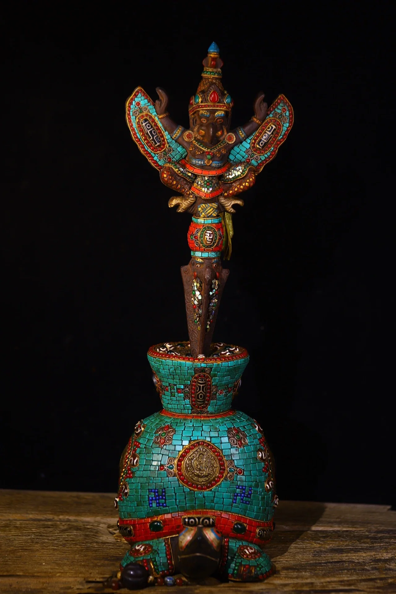 21"Tibetan Temple Collection Old Natural Meteorite Mosaic Gem gZi Beads Turquoise Garuda Dhwaja Vajra Turtle Statue Base Amulet
21"Tibetan Temple Collection Old Natural Meteorite Mosaic Gem gZi Beads Turquoise Garuda Dhwaja Vajra Turtle Statue Base Amulet