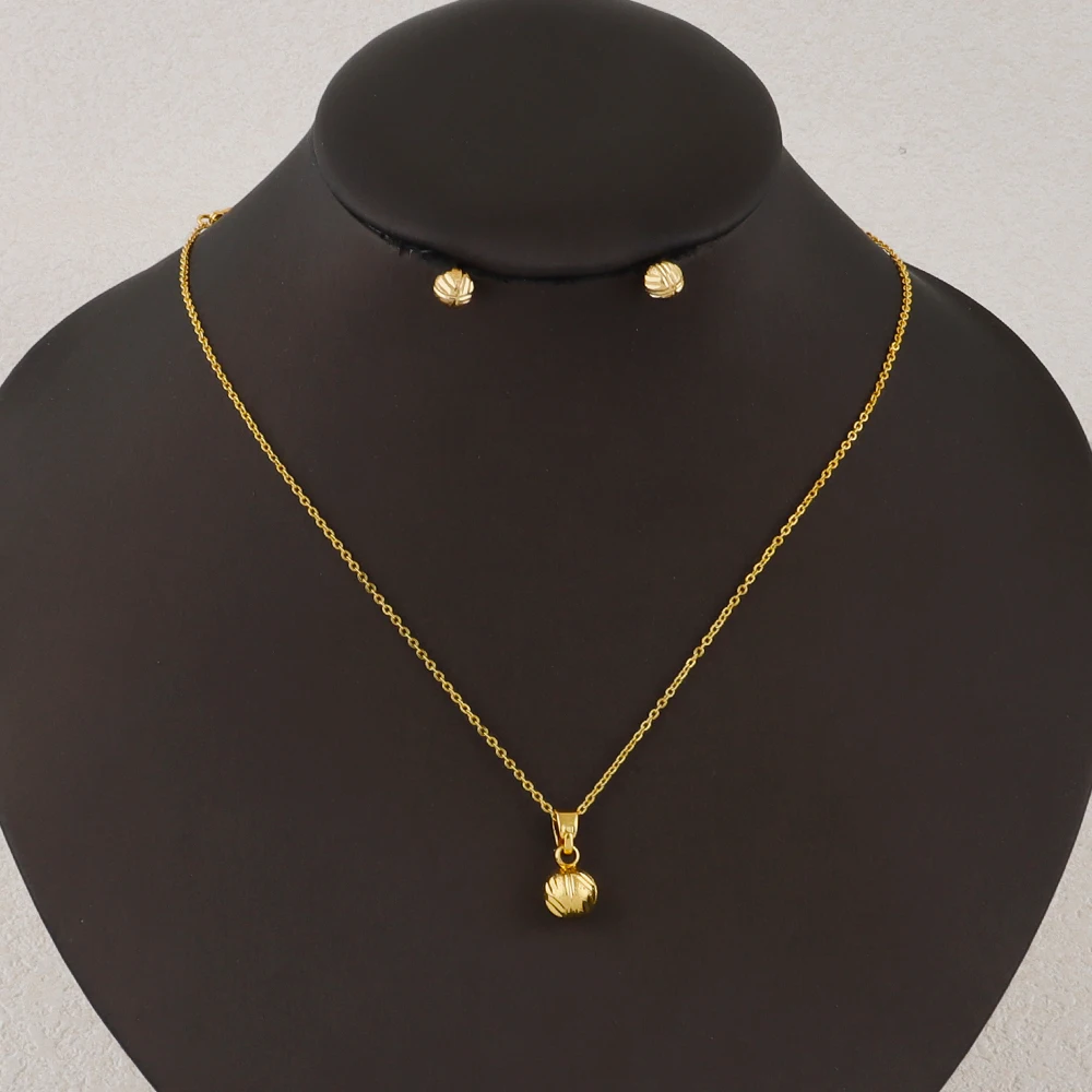 Women's 18k gold plated earrings necklace fashion jewelry simple exquisite suit ball pendant necklace wedding party gift
Women's 18k gold plated earrings necklace fashion jewelry simple exquisite suit ball pendant necklace wedding party gift