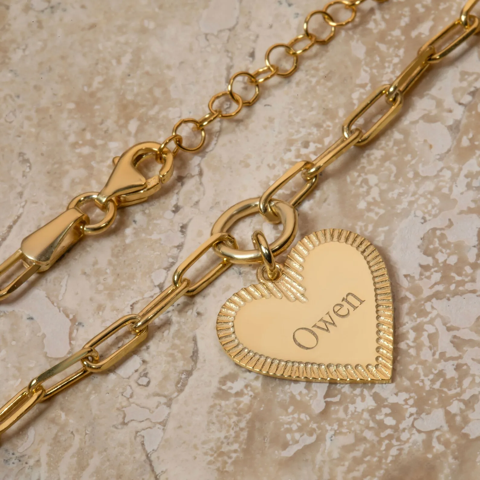 Personalized Heart-Shaped Pendant Name Bracelet Custom Engraved Name Bracelet Heart-Shaped Name Bracelet Gift For Her Or Mom
Personalized Heart-Shaped Pendant Name Bracelet Custom Engraved Name Bracelet Heart-Shaped Name Bracelet Gift For Her Or Mom
