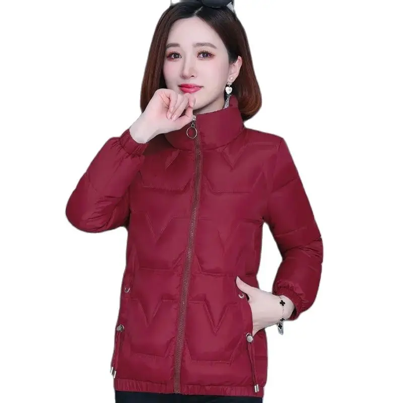 Fashion Stand Collar Cotton Coat Parka New 2022 Women's Autumn Winter Jacket Short Loose Casual Warm Outerwear Female Tops 4XL
Fashion Stand Collar Cotton Coat Parka New 2022 Women's Autumn Winter Jacket Short Loose Casual Warm Outerwear Female Tops 4XL