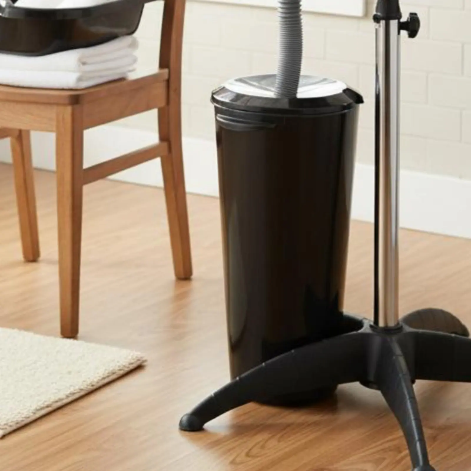Shampoo Basin Wastewater Pail Large Capacity Mobile Shampoo Bowl Drain Pail Salon Hair Wash Waste Pail Portable for Home Use
Shampoo Basin Wastewater Pail Large Capacity Mobile Shampoo Bowl Drain Pail Salon Hair Wash Waste Pail Portable for Home Use