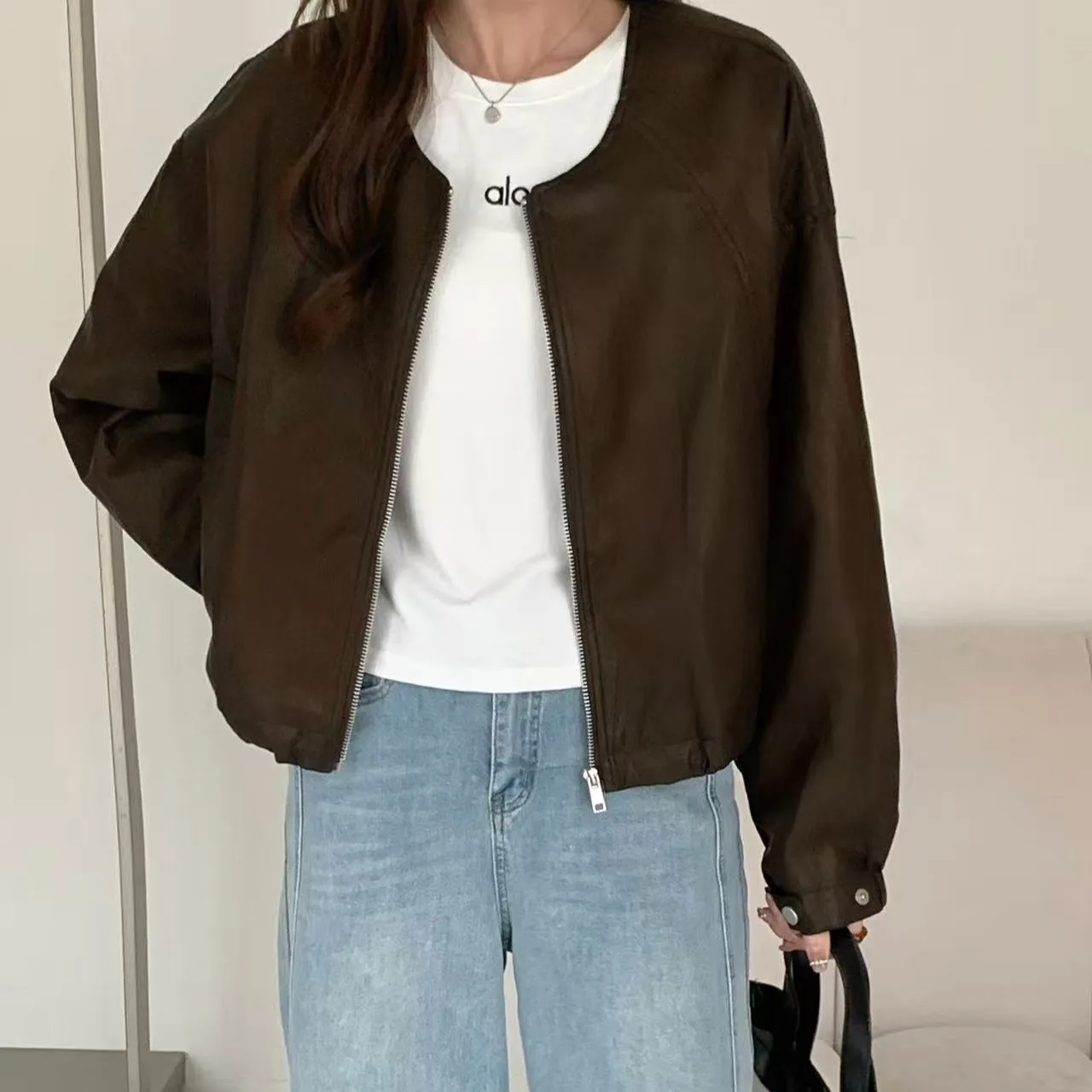 ort Casual Chic Women's Jaet round Ne Vintage Retro Sle Quali Material Korean Sle Winter New Arrival Bubble Sve
ort Casual Chic Women's Jaet round Ne Vintage Retro Sle Quali Material Korean Sle Winter New Arrival Bubble Sve