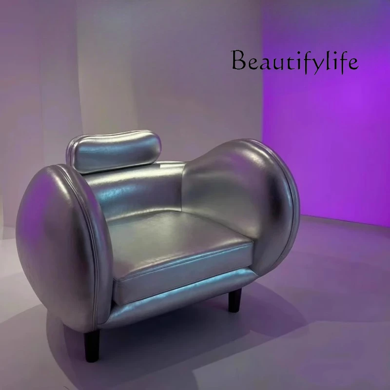 Simple retro modern creative design store niche silver single sofa chair
Simple retro modern creative design store niche silver single sofa chair