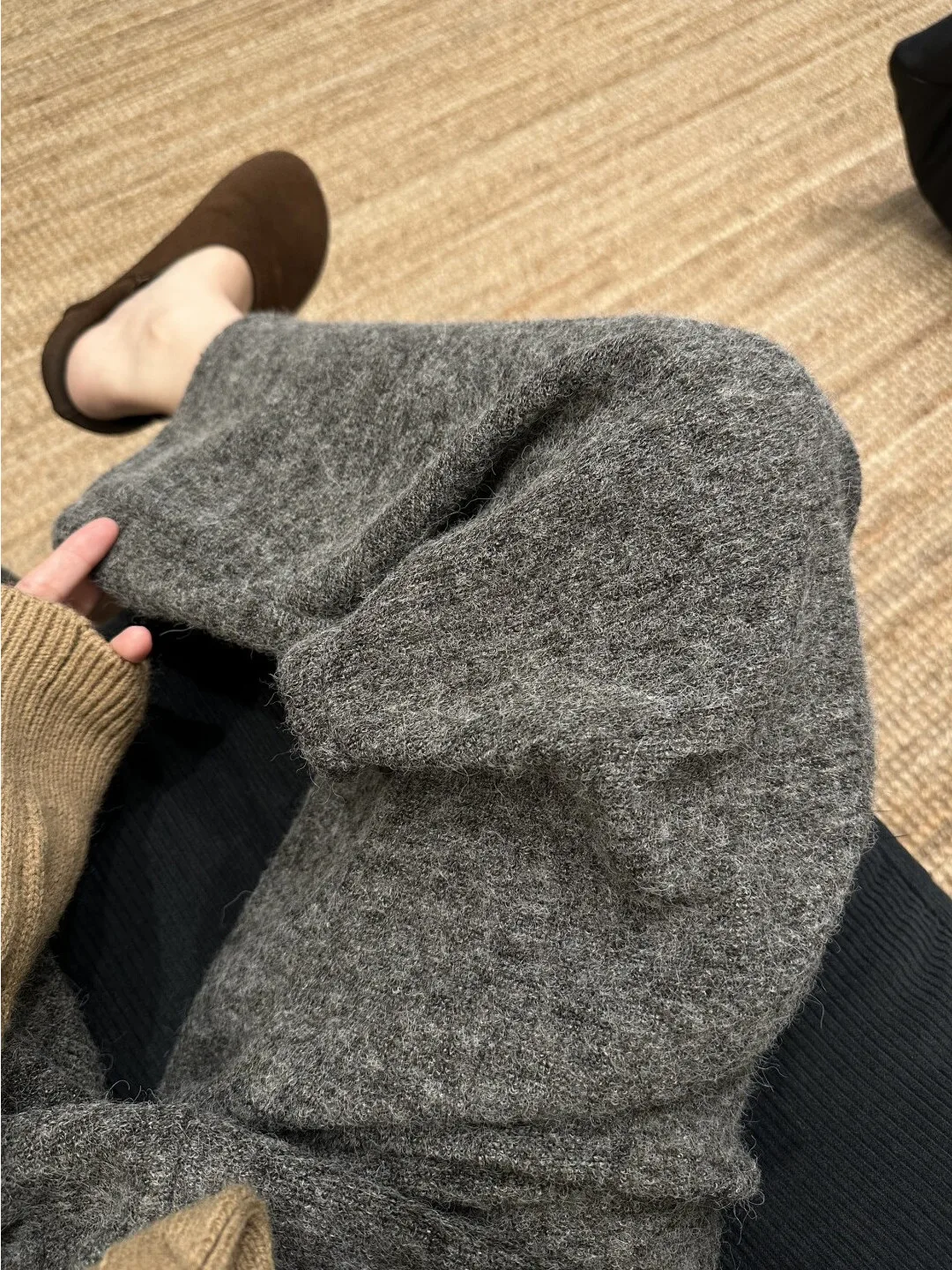plus Size Women's Grey Woolen Wide Leg Pants High Waist Straight Cut Loose Comfortable Thick Autumn Winter Fashion Trousers
plus Size Women's Grey Woolen Wide Leg Pants High Waist Straight Cut Loose Comfortable Thick Autumn Winter Fashion Trousers