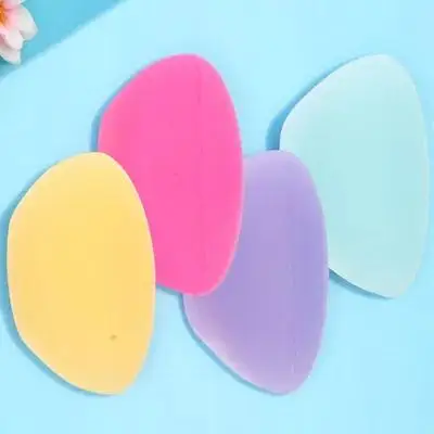 4Pcs Silicone Flute Thumb Rest Cushion Non-Slip Finger Protector for Flute Players Smooth Texture Prevents Scratches on
4Pcs Silicone Flute Thumb Rest Cushion Non-Slip Finger Protector for Flute Players Smooth Texture Prevents Scratches on
