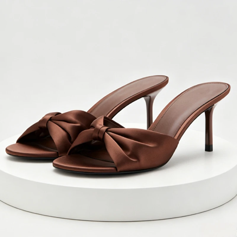 2026 Summer Designer Heeled Sandals Women High Quality Satin Open-toe Stiletto Slippers Elegant Banquet Party Heels for Ladies
2026 Summer Designer Heeled Sandals Women High Quality Satin Open-toe Stiletto Slippers Elegant Banquet Party Heels for Ladies