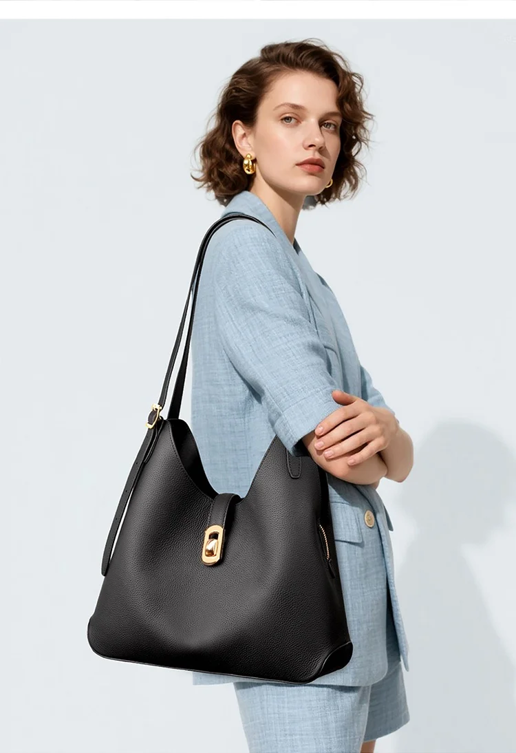 Leather women's bag, large-capacity fashionable ladies' tote bag, top layer cowhide soft single-shoulder bag, office bucket bag
Leather women's bag, large-capacity fashionable ladies' tote bag, top layer cowhide soft single-shoulder bag, office bucket bag