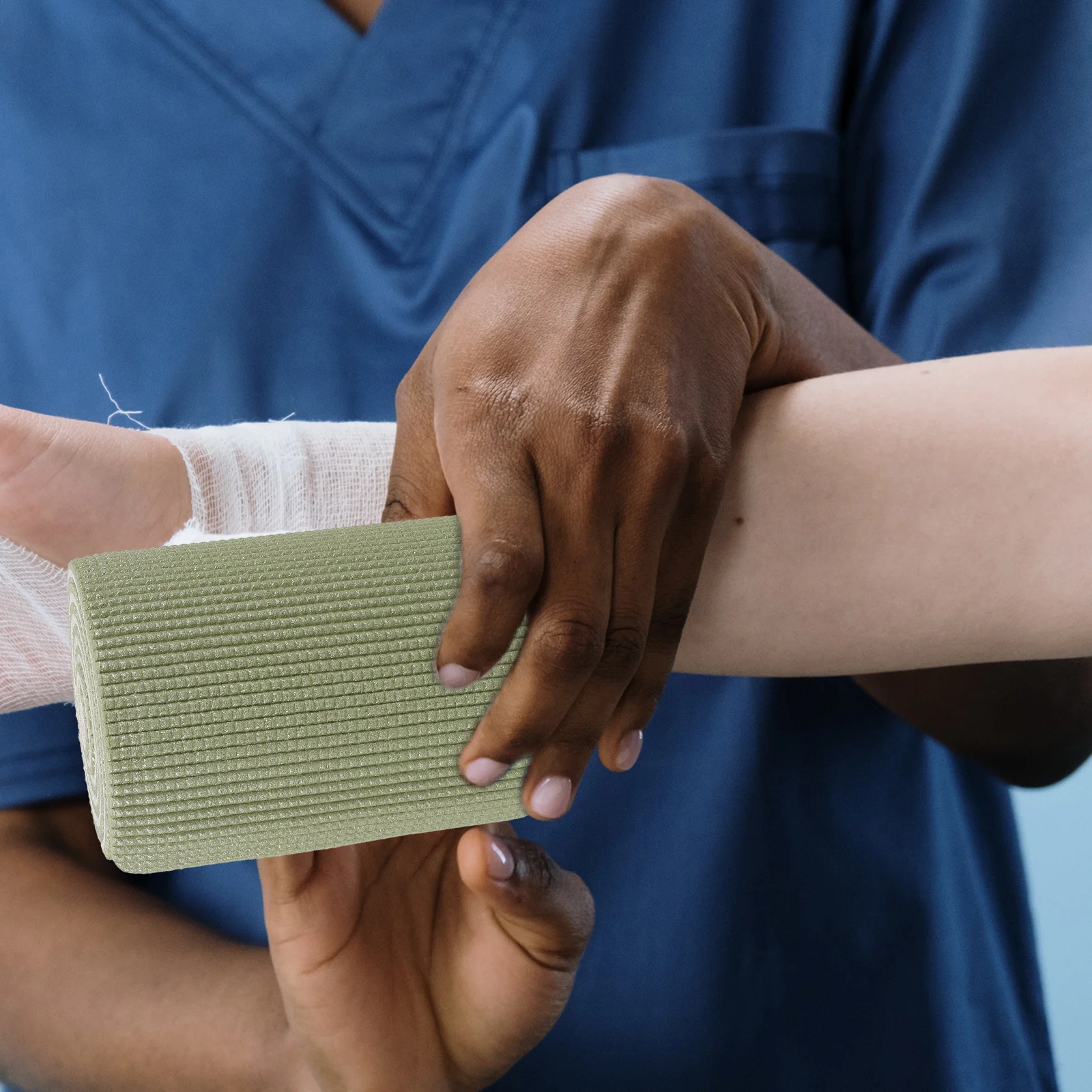 1 Roll Adjustable Splint Support for Broken Hand Leg Finger Tpe Medical Grade Portable Emergency Fixing Tool Splint Roll
1 Roll Adjustable Splint Support for Broken Hand Leg Finger Tpe Medical Grade Portable Emergency Fixing Tool Splint Roll