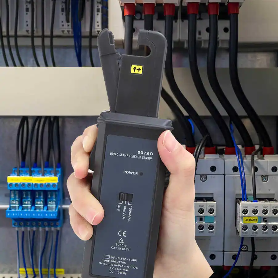 ETCR007AD 0mA-60.0A DC/AC Clamp Leakage Current Sensor Detection Tester Instrument Liquid Level Sensor 600V Line Voltage
ETCR007AD 0mA-60.0A DC/AC Clamp Leakage Current Sensor Detection Tester Instrument Liquid Level Sensor 600V Line Voltage