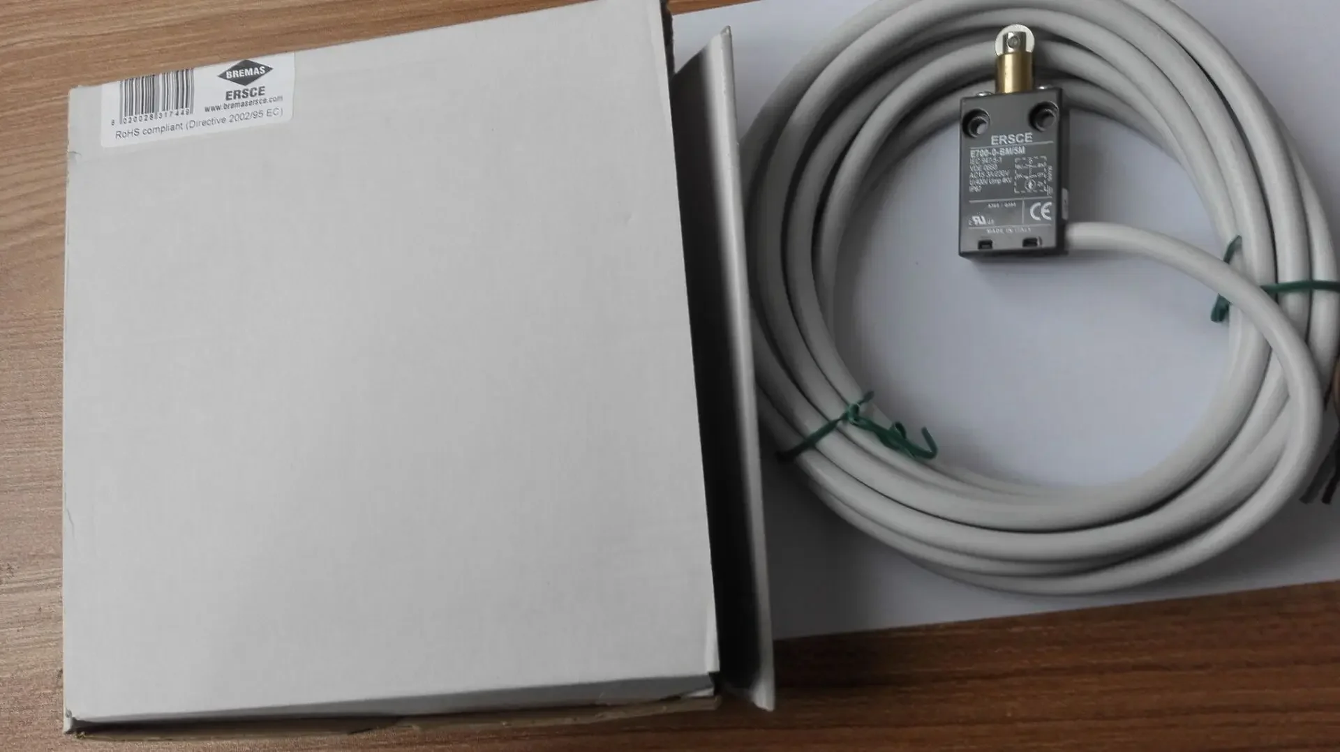 New original restrictions switch EREC E700-BM5M
New original restrictions switch EREC E700-BM5M