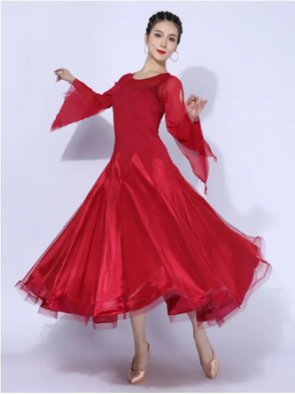 Women Ballroom Dance Competition Dress Waltz Performance Costume 2 Colors Adult Prom National Standard Dancing Dresses
Women Ballroom Dance Competition Dress Waltz Performance Costume 2 Colors Adult Prom National Standard Dancing Dresses