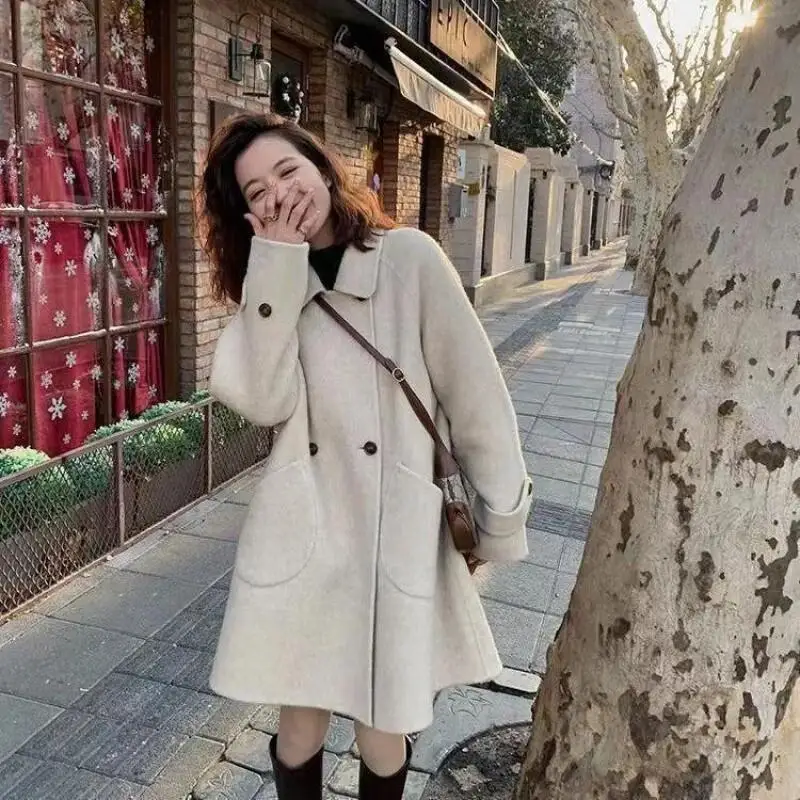 Korean Style Versatile Wool Coat With Cotton Lining Fashionable Trendy 2025 Autumn Winter New Petite Coat For Women Casual
Korean Style Versatile Wool Coat With Cotton Lining Fashionable Trendy 2025 Autumn Winter New Petite Coat For Women Casual