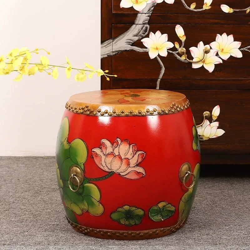 Solid wood shoe changing stool cowhide drum painted seat pier dressing short round stool
Solid wood shoe changing stool cowhide drum painted seat pier dressing short round stool