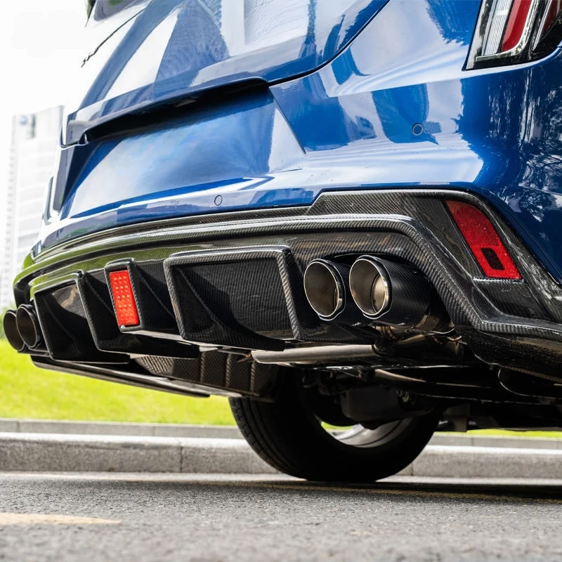 High Quality Carbon Fiber Rear Bumper Lip Rear Diffuser CT4 2020+ Car Accessories
High Quality Carbon Fiber Rear Bumper Lip Rear Diffuser CT4 2020+ Car Accessories