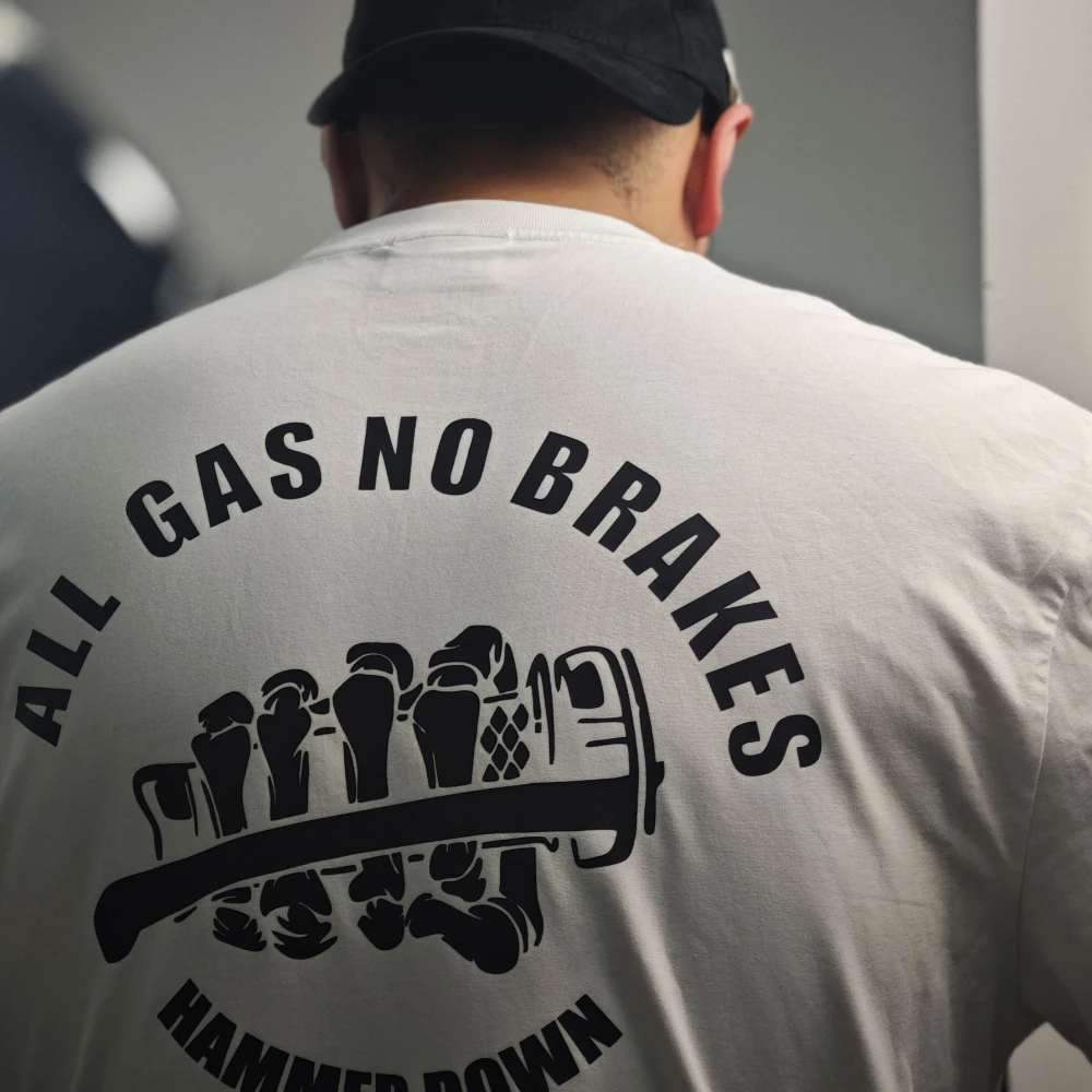 Summer 2025 "Full Throttle" motorcycle skull Harley-Davidson American retro print short-sleeved T-shirts for men and women Tee
Summer 2025 "Full Throttle" motorcycle skull Harley-Davidson American retro print short-sleeved T-shirts for men and women Tee