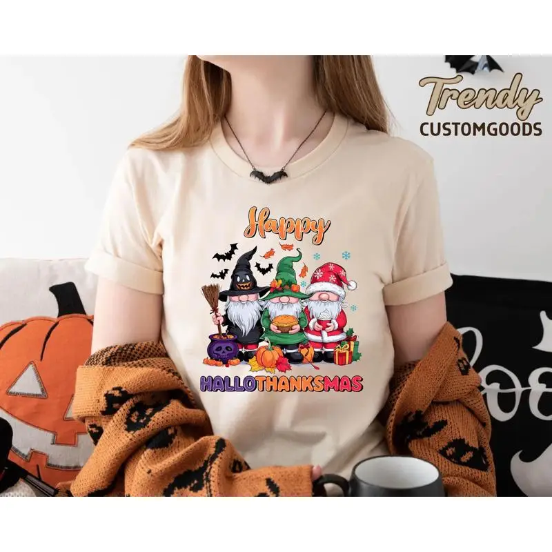 Happy Hallothanksmas футболка праздничный сезон милый Хэллоуин День Благодарения Рождество гномы осень
Happy Hallothanksmas футболка праздничный сезон милый Хэллоуин День Благодарения Рождество гномы осень