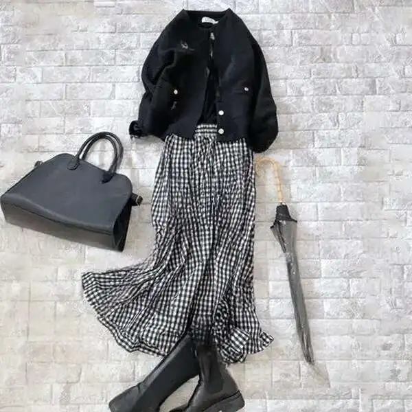 2025 Autumn and Winter Round Neck Cardigan Long Sleeved Short Woolen Cardigan+elastic Waist Plaid Skirt Two-piece Set
2025 Autumn and Winter Round Neck Cardigan Long Sleeved Short Woolen Cardigan+elastic Waist Plaid Skirt Two-piece Set
