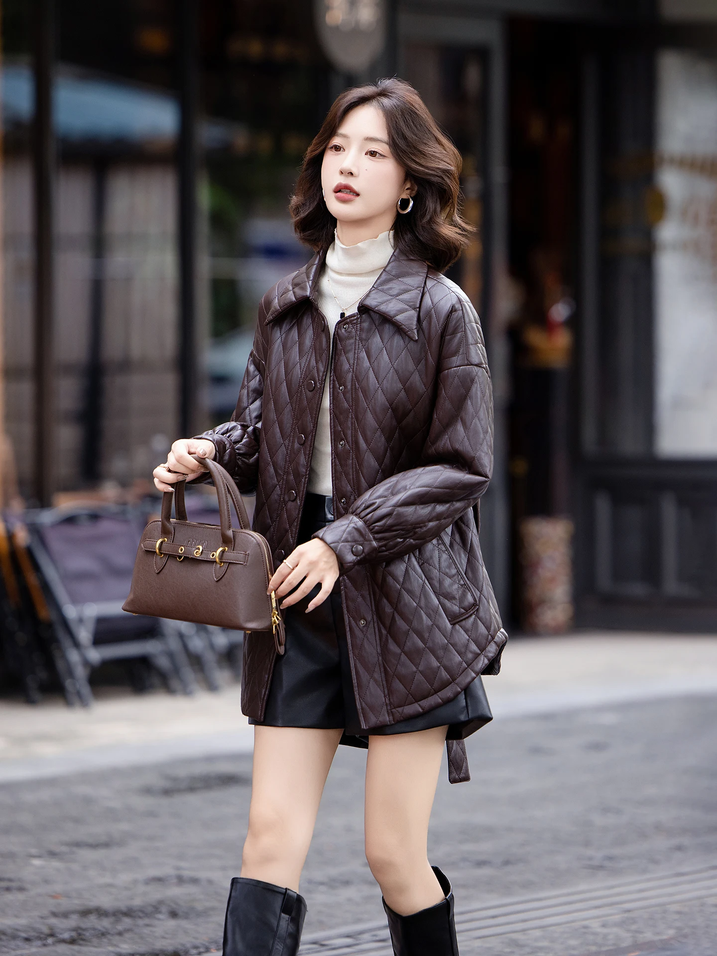 Ladies Thiened eepskin Leather Jaet Mid-Length Coat Autumn Winter Warm Sli Commute Sle Long Sve Zipper ket
Ladies Thiened eepskin Leather Jaet Mid-Length Coat Autumn Winter Warm Sli Commute Sle Long Sve Zipper ket