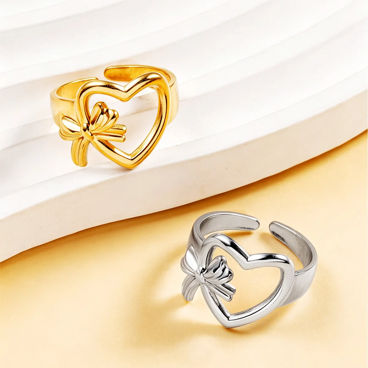 Stainless Steel Hollow Heart Bow Ring Fairy Style Romantic Love Knot Finger Ring Valentine's Day Gift for Women
Stainless Steel Hollow Heart Bow Ring Fairy Style Romantic Love Knot Finger Ring Valentine's Day Gift for Women