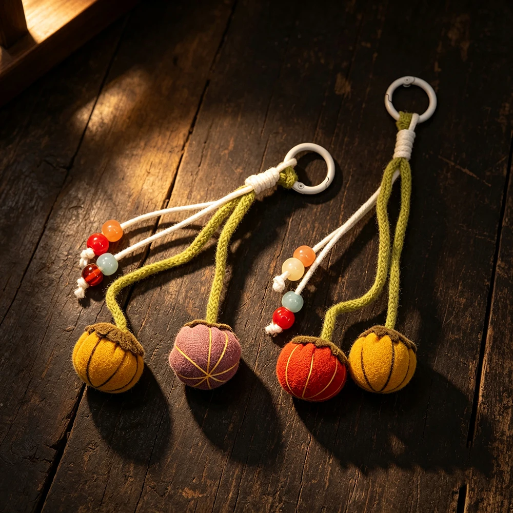 Korean Style Cute Pumpkin Bud Keychain Phone Charm Handmade Knitted Wool Felt Hanging Pendants Straps for Cell Phone Bags Keys
Korean Style Cute Pumpkin Bud Keychain Phone Charm Handmade Knitted Wool Felt Hanging Pendants Straps for Cell Phone Bags Keys