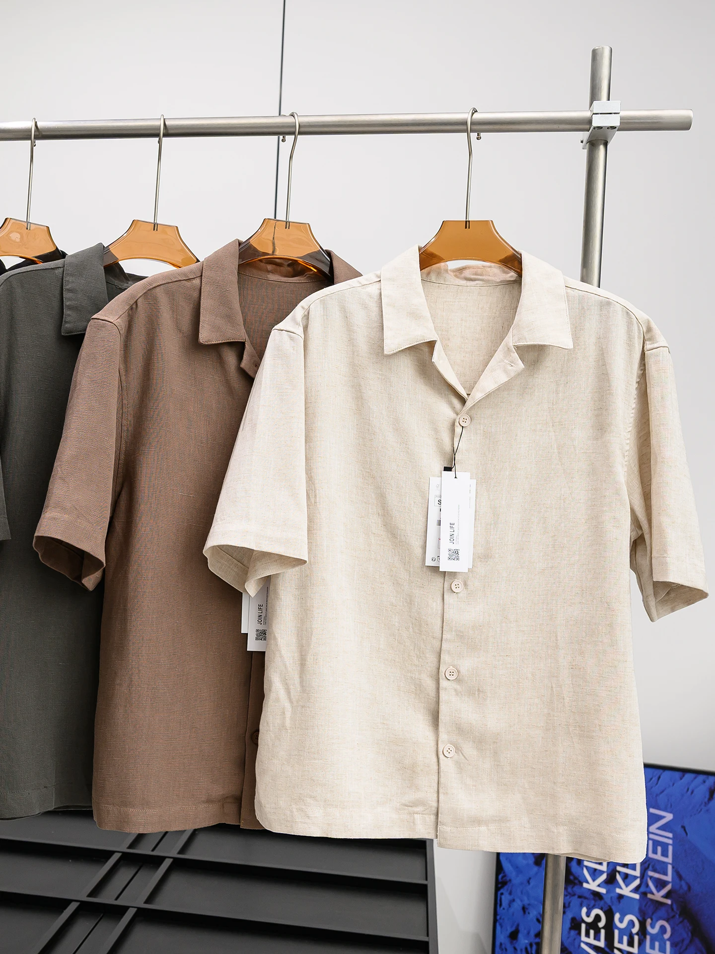 Cuban Collar Short Sleeve Shirt Shorts Set for Men Breathable Moisture Wicking Linen Blend Summer Clothing Casual Style
Cuban Collar Short Sleeve Shirt Shorts Set for Men Breathable Moisture Wicking Linen Blend Summer Clothing Casual Style