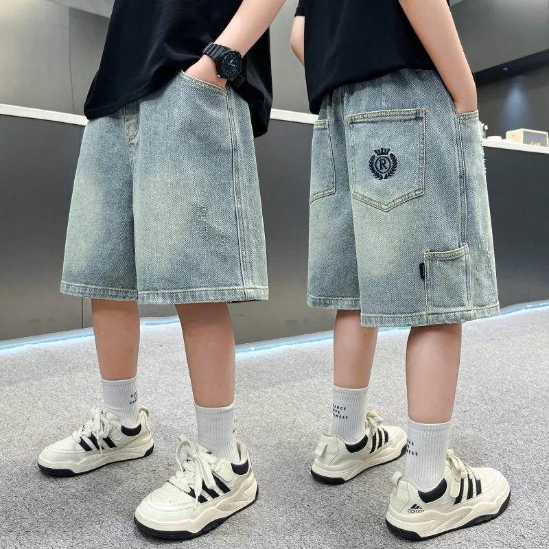 Boy Denim Shorts Tween Boys Pocket Embroidery Design Knee-Length Jeans Teenage Child Blue Denim Baby Trousers Toddler Ages 4-14Y
Boy Denim Shorts Tween Boys Pocket Embroidery Design Knee-Length Jeans Teenage Child Blue Denim Baby Trousers Toddler Ages 4-14Y