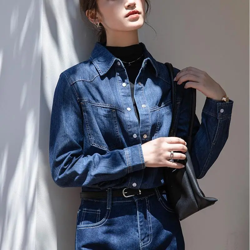 Casual Denim Shirt Jacket Women's Long Sleeve Loose Versatile Fashionable Layering Trendy Spring Autumn Hong Kong Style
Casual Denim Shirt Jacket Women's Long Sleeve Loose Versatile Fashionable Layering Trendy Spring Autumn Hong Kong Style