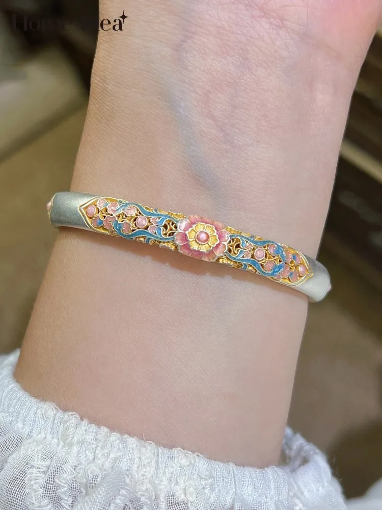Women Flower Carving 999 Pure Silver Bracelet Fine Jewelry Gift New Chinese Style Fashion Enamel Sterling Silver Cuff Bracelets
Women Flower Carving 999 Pure Silver Bracelet Fine Jewelry Gift New Chinese Style Fashion Enamel Sterling Silver Cuff Bracelets