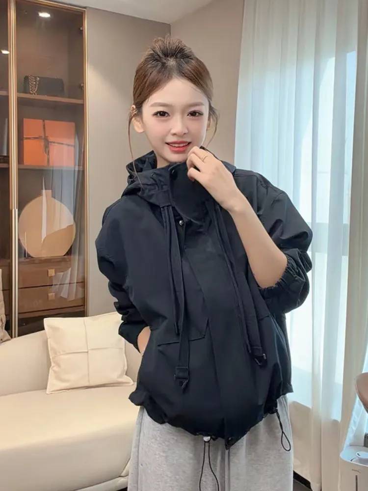 Spring 2026 Trendy Short Jacket Women's Utility Style Loose Fit Hooded Slimming Workwear Windbreaker Coat Versatile Casual Ou...
Spring 2026 Trendy Short Jacket Women's Utility Style Loose Fit Hooded Slimming Workwear Windbreaker Coat Versatile Casual Ou...