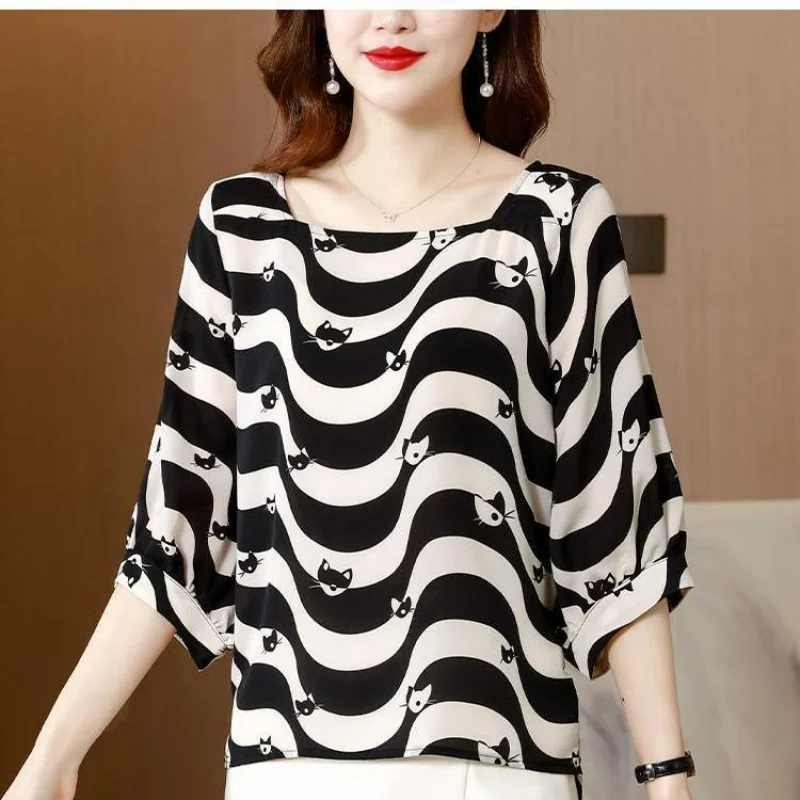 Fashion Women Clothing Thin Shirts Korean Spring Summer Kitten Stripes Basic 3/4 Sleeve Office Lady Chic Versatile Casual Blouse
Fashion Women Clothing Thin Shirts Korean Spring Summer Kitten Stripes Basic 3/4 Sleeve Office Lady Chic Versatile Casual Blouse