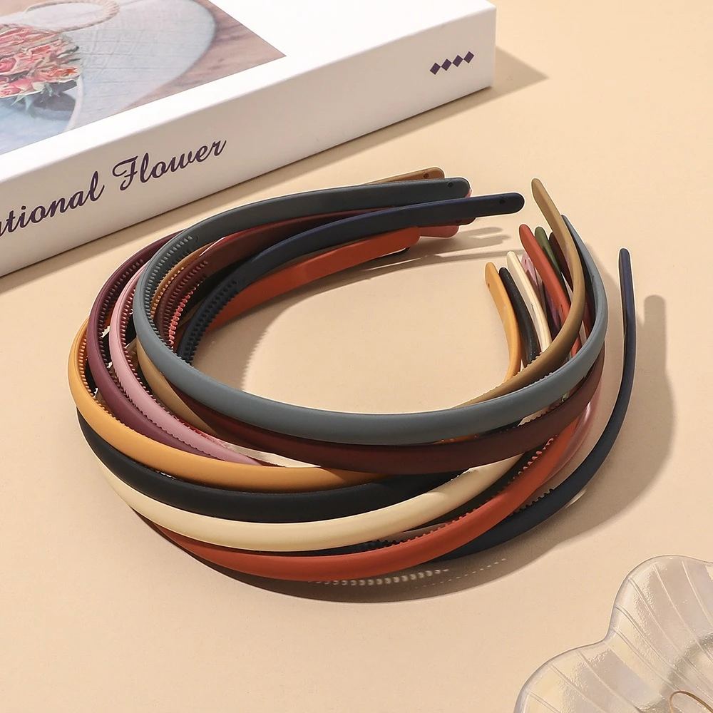 Женские пластиковые матовые нескользящие повязки для волос для умывания, ободки-резинки, аксессуары для волос, головные уборы
Женские пластиковые матовые нескользящие повязки для волос для умывания, ободки-резинки, аксессуары для волос, головные уборы