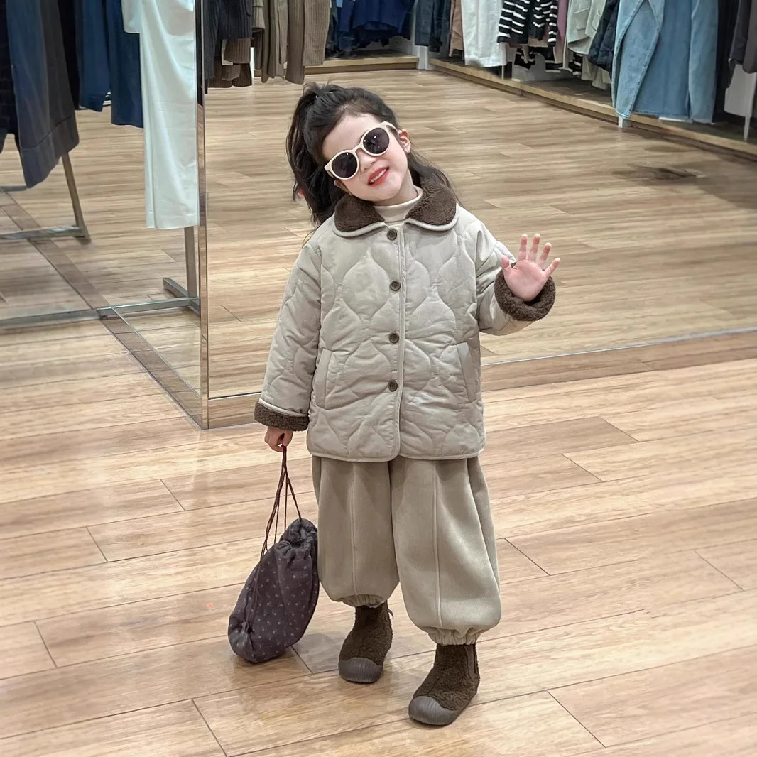 Girls Suits 2024 New Winter Childrens Clothes Baby Girls Padded Warm Quilted Cotton-padded Pants Two-piece Set Casual Simple
Girls Suits 2024 New Winter Childrens Clothes Baby Girls Padded Warm Quilted Cotton-padded Pants Two-piece Set Casual Simple