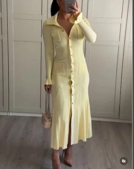 Women's yellow knitted maxi dress slim elegant long sleeve single breasted party dress
Women's yellow knitted maxi dress slim elegant long sleeve single breasted party dress