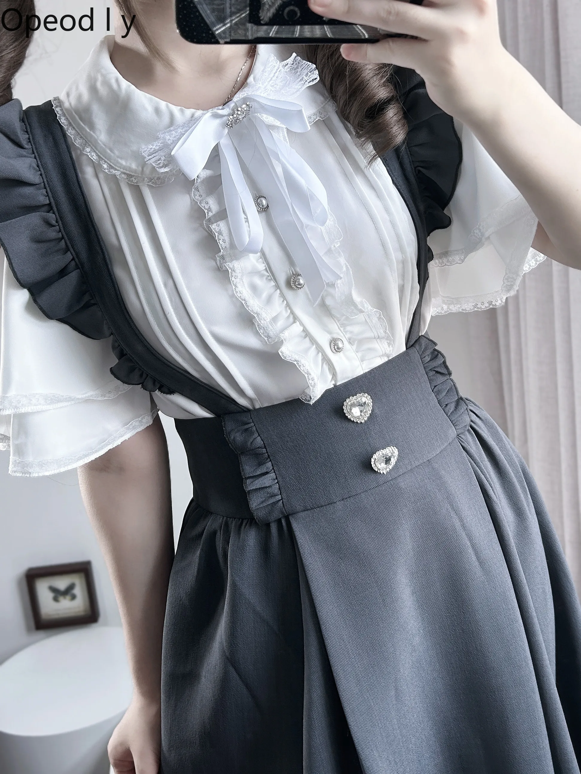 Sweet and cute girl Japanese original Lolita design short-sleeved shirt gentle lady mass-produced loli versatile shirt
Sweet and cute girl Japanese original Lolita design short-sleeved shirt gentle lady mass-produced loli versatile shirt