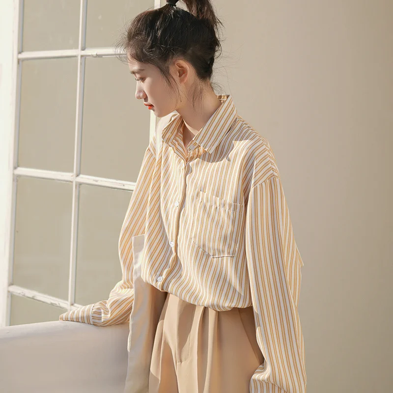 Рубашки с длинным рукавом, женские хлопковые клетчатые блузки большого размера с отложным воротником, повседневные минималистичные стильные винтажные элегантные осенние рубашки 
Рубашки с длинным рукавом, женские хлопковые клетчатые блузки большого размера с отложным воротником, повседневные минималистичные стильные винтажные элегантные осенние рубашки