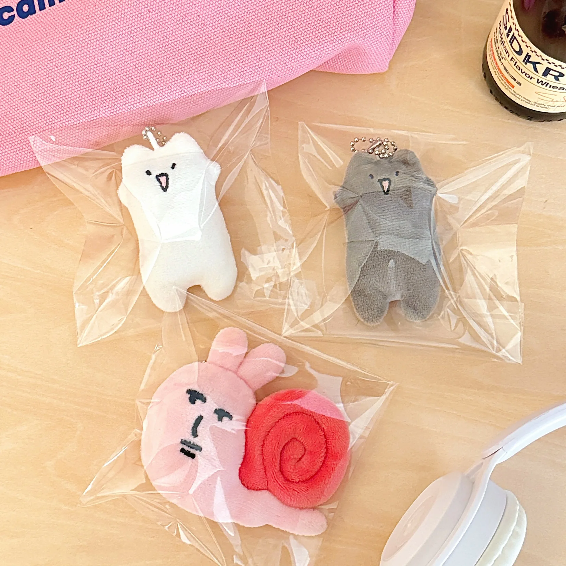 Tricky Cat Pink Rabbit Snail Doll Pendant Creative Plush Doll Keychain Pendant Couple Gift
Tricky Cat Pink Rabbit Snail Doll Pendant Creative Plush Doll Keychain Pendant Couple Gift