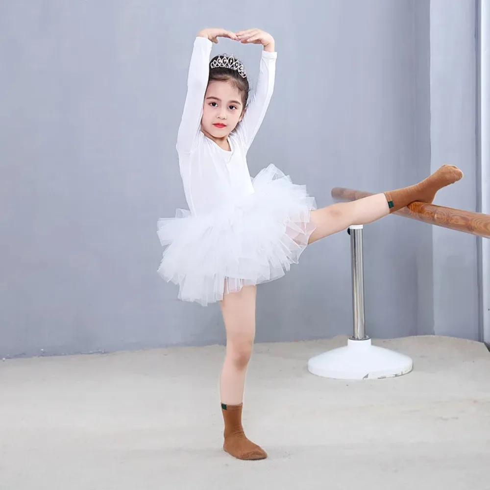 Baby Leotards for Girls Dress Tutu Ballet Practice Uniform Dance Wear Kids Clothes Children Clothing Stage Performance Costumes
Baby Leotards for Girls Dress Tutu Ballet Practice Uniform Dance Wear Kids Clothes Children Clothing Stage Performance Costumes