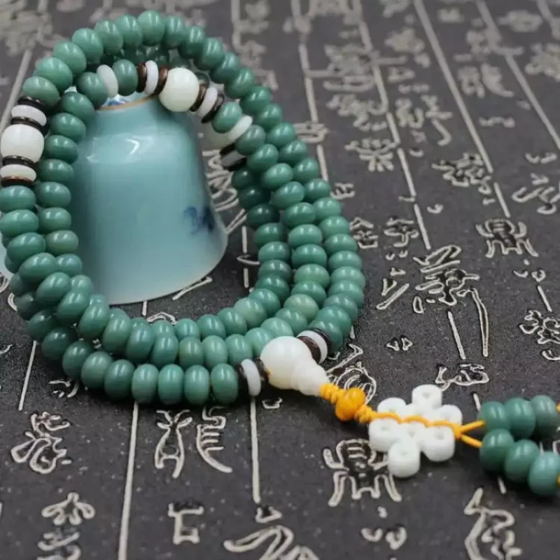 Factory Supply Yin Skin Green Bodhi Bracelet108Weathering Dark Green Emerald Green Bodhi Root Beads Bracelet 1
Factory Supply Yin Skin Green Bodhi Bracelet108Weathering Dark Green Emerald Green Bodhi Root Beads Bracelet 1