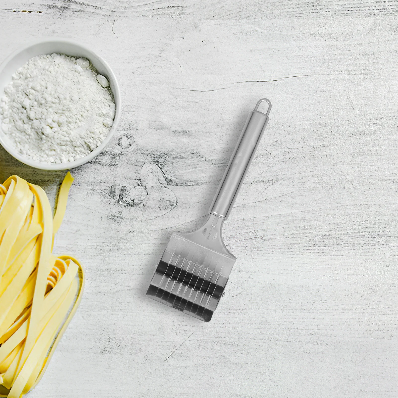 1Pcs Stainless Steel Noodle Cutter Manual Noodle Slicer for Dough Cutting Creative Wear-Resistant Rust-Proof Kitchen Gadget
1Pcs Stainless Steel Noodle Cutter Manual Noodle Slicer for Dough Cutting Creative Wear-Resistant Rust-Proof Kitchen Gadget