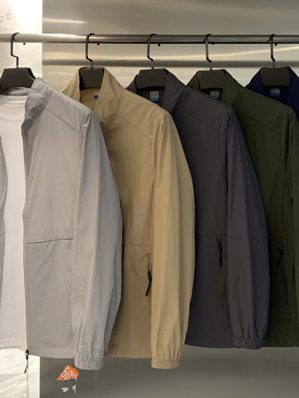 Мужская весенне-летняя легкая дышащая куртка с воротником-стойкой, уличная кожаная одежда UPF50+, функциональная модная городская одежда
Мужская весенне-летняя легкая дышащая куртка с воротником-стойкой, уличная кожаная одежда UPF50+, функциональная модная городская одежда