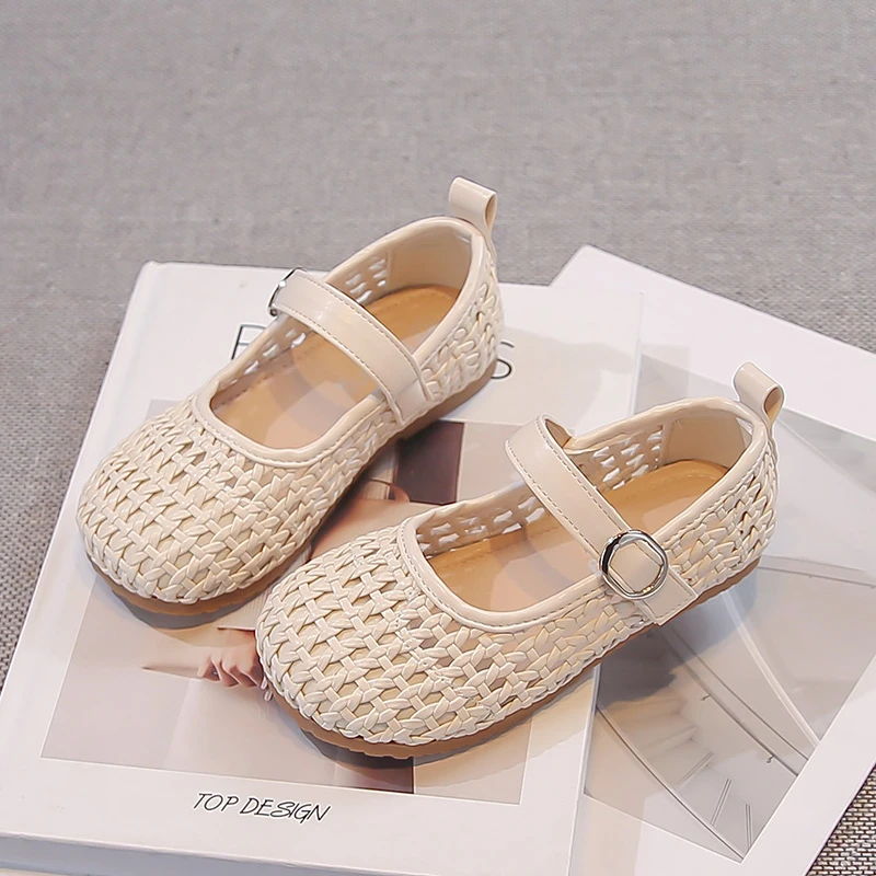 Kids Casual Flat Shoes Hollowed-out Soft Children Beach Shoes Weave Trendy 2026 New Brand New Girls Sandals Non-slip Comfort
Kids Casual Flat Shoes Hollowed-out Soft Children Beach Shoes Weave Trendy 2026 New Brand New Girls Sandals Non-slip Comfort