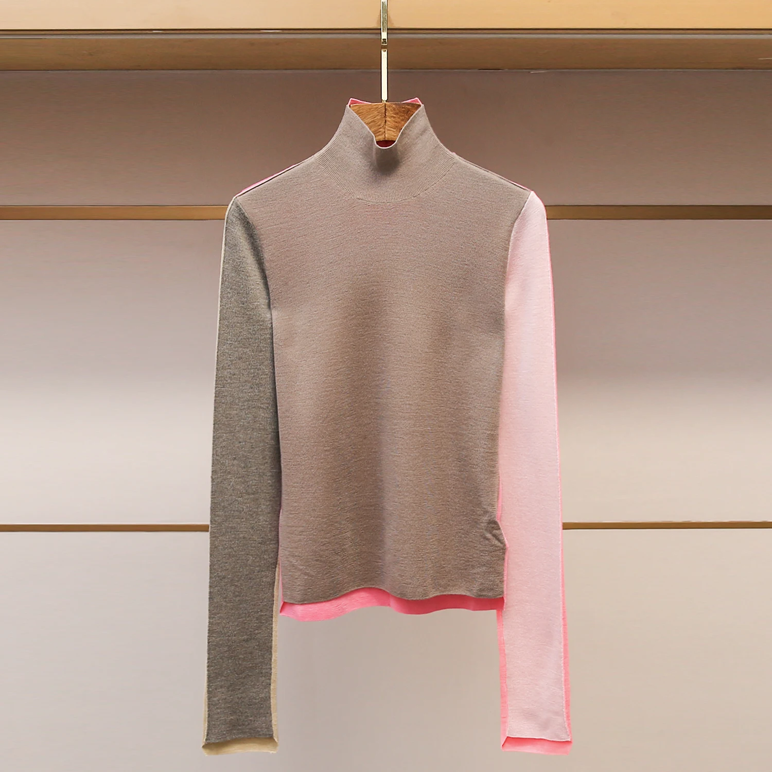 Элитный женский вязаный топ с длинным рукавом, высоким воротником, эластичный, облегающий, в стиле пэчворк, зимний, от Nan You, новинка 2025 года
Элитный женский вязаный топ с длинным рукавом, высоким воротником, эластичный, облегающий, в стиле пэчворк, зимний, от Nan You, новинка 2025 года