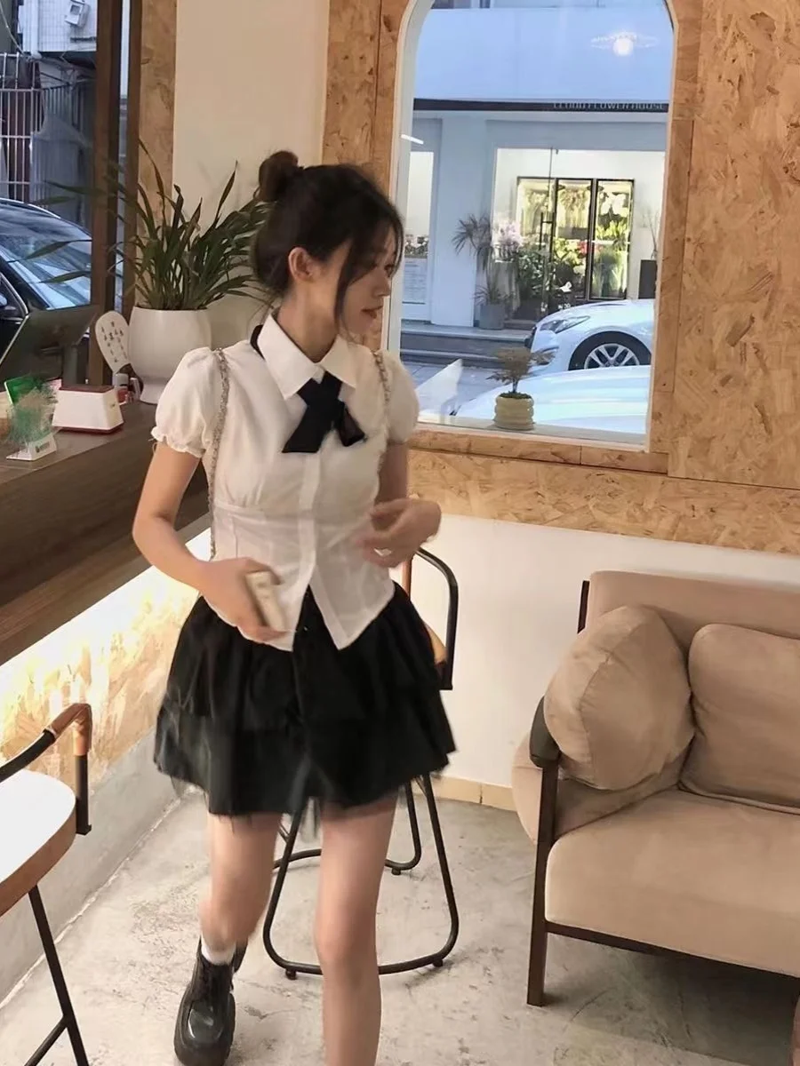 Японский школьный комплект в стиле JK: женская утягивающая юбка-пачка с высокой талией и пышными рукавами-фонариками
Японский школьный комплект в стиле JK: женская утягивающая юбка-пачка с высокой талией и пышными рукавами-фонариками