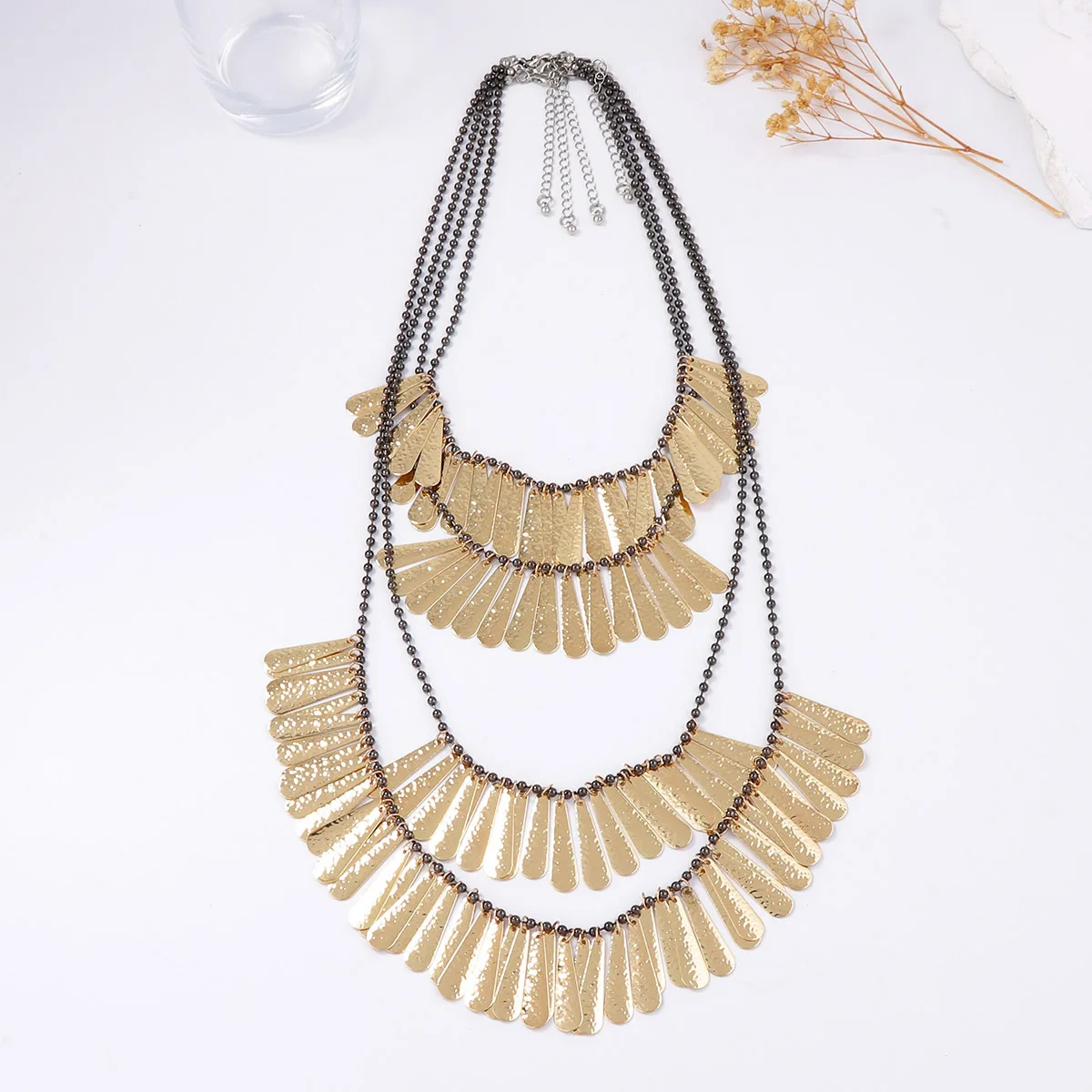 ZAA Vintage Jewelry Irregular Metal Pendant Trend Women Layered Beads Choker Necklaces 2025 New Holiday Party Accessories Gifts
ZAA Vintage Jewelry Irregular Metal Pendant Trend Women Layered Beads Choker Necklaces 2025 New Holiday Party Accessories Gifts