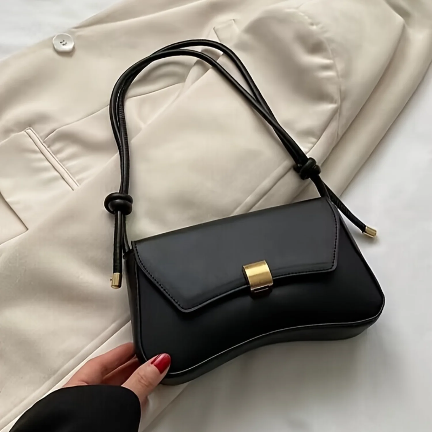 Mini Fashion Shoulder Bag, Trendy Vegan Underarm Bag, Women's Casual Handbag & Purse
Mini Fashion Shoulder Bag, Trendy Vegan Underarm Bag, Women's Casual Handbag & Purse
