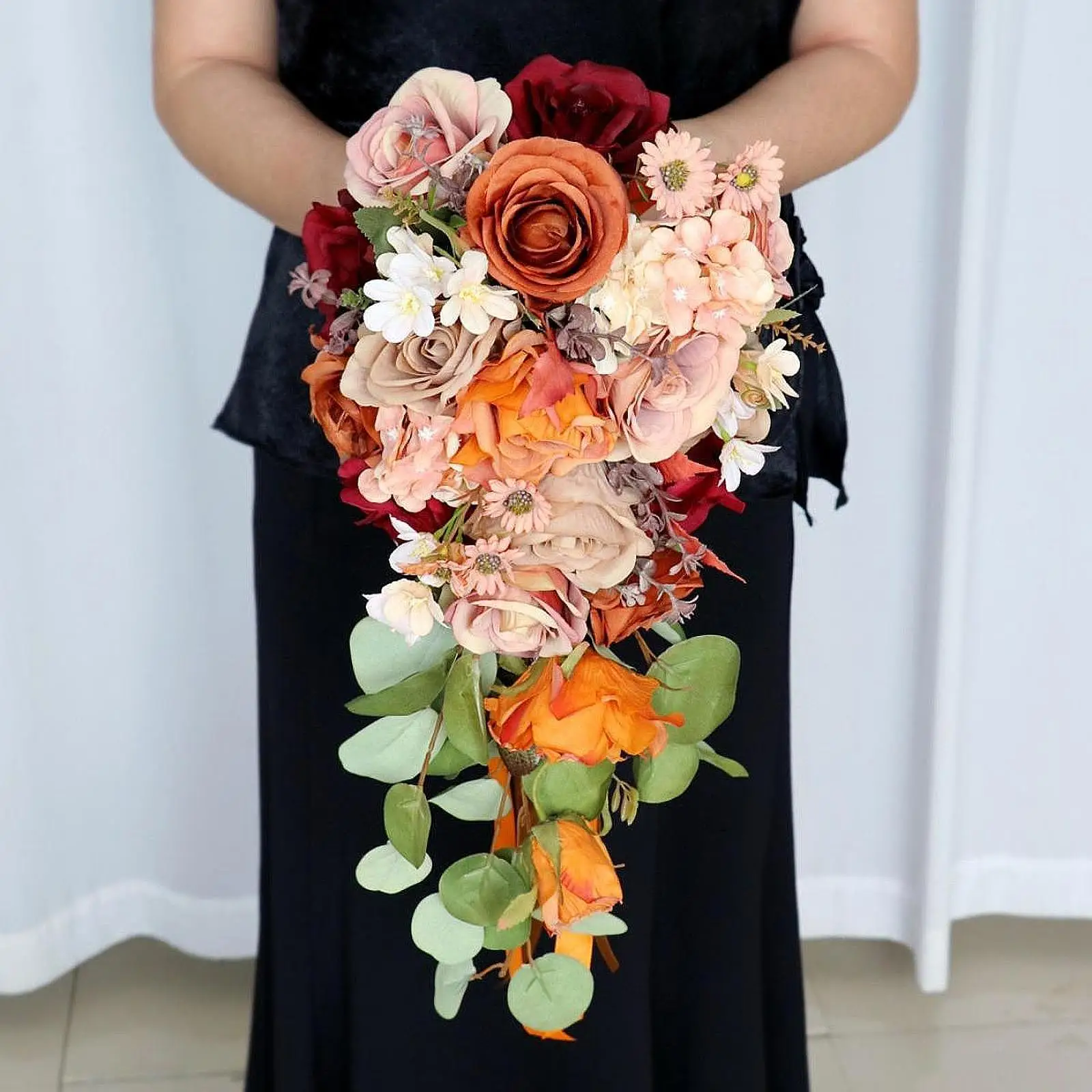 Wedding Bouquet Artificial Flowers Bouquet Bride Tossing Bouquet for Anniversary
Wedding Bouquet Artificial Flowers Bouquet Bride Tossing Bouquet for Anniversary