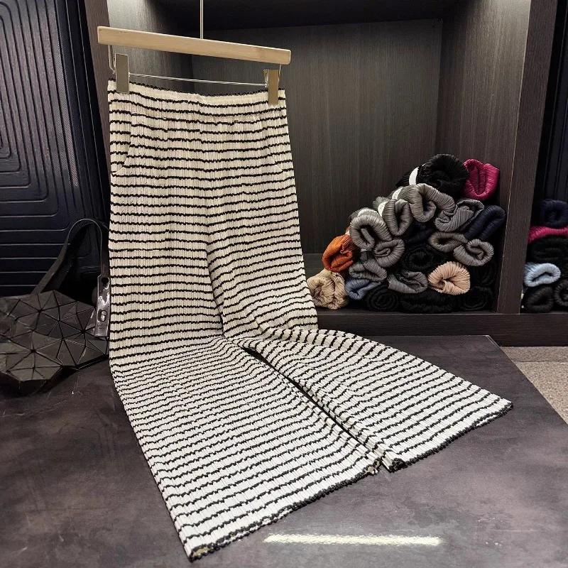 Плиссированное французское платье Miyake, дизайн, осенний новый топ с длинными рукавами, полуюбка, костюм, прямые широкие брюки больших размеров, женская одежда 
Плиссированное французское платье Miyake, дизайн, осенний новый топ с длинными рукавами, полуюбка, костюм, прямые широкие брюки больших размеров, женская одежда