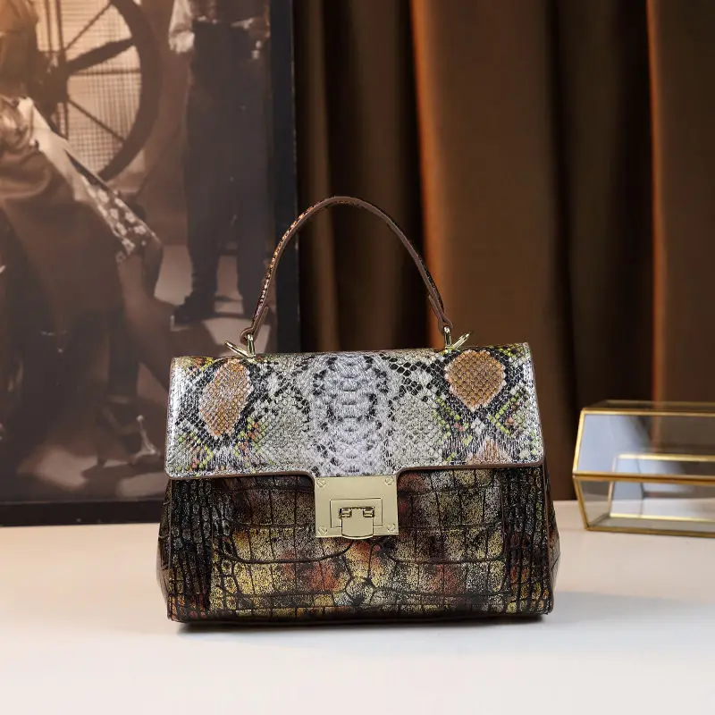 Luxury Designer Brand New High Quality Fashion Crocodile Snake Print Handbag Women's Trend Shoulder Crossbody Bag Free Shipping
Luxury Designer Brand New High Quality Fashion Crocodile Snake Print Handbag Women's Trend Shoulder Crossbody Bag Free Shipping